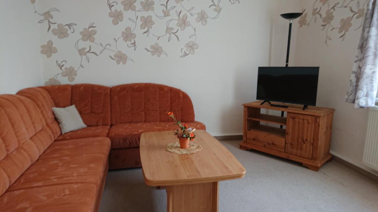 Haus Hasenmueller Appartement Schmiedefeld am Rennsteig Buitenkant foto